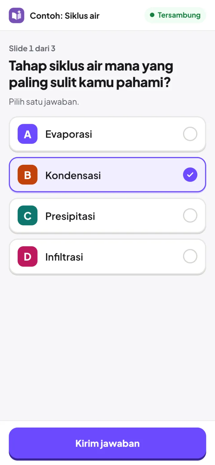 Layar peserta di HP: pertanyaan pilihan tentang siklus air dengan tombol Kirim